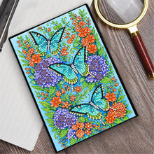 Lade das Bild in den Galerie-Viewer, Schmetterlinge und Rosen - DIY Diamant Painting Notizbuch 50 Seiten