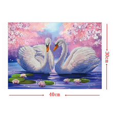 Lade das Bild in den Galerie-Viewer, Zwei weiße Schwäne - Voll DP 40x30cm