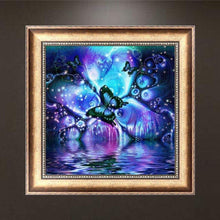 Lade das Bild in den Galerie-Viewer, Schmetterling - voller runder Diamant - 30x30cm