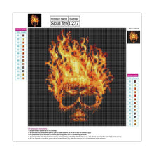 Lade das Bild in den Galerie-Viewer, Flaming Schädel - volle Diamant-Malerei - 30x30cm