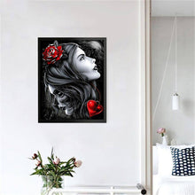 Lade das Bild in den Galerie-Viewer, Schönheit Hexe - voller runder Diamant - 30x40cm