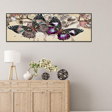 Lade das Bild in den Galerie-Viewer, Schmetterling - volle Runde Diamant-Malerei - 80x30cm