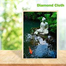 Lade das Bild in den Galerie-Viewer, Buddha-Statue - voller runder Diamant - 30x40cm