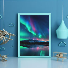 Lade das Bild in den Galerie-Viewer, Aurora Landschaft - voller runder Diamant - 40x30cm