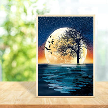 Lade das Bild in den Galerie-Viewer, Gloryart Mond - voller runder Diamant - 30x40cm