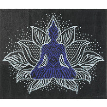 Lade das Bild in den Galerie-Viewer, Buddha-Statue leuchtend - voller runder Diamant -
