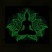 Lade das Bild in den Galerie-Viewer, Buddha-Statue leuchtend - voller runder Diamant -