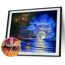 Lade das Bild in den Galerie-Viewer, Heller Mond auf See - volle Diamant-Malerei - 40x30cm