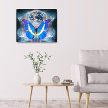 Lade das Bild in den Galerie-Viewer, Schmetterling Erde - voller runder Diamant - 50x40cm