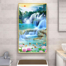 Lade das Bild in den Galerie-Viewer, Wasserfall - voller runder Diamant - 45x85cm
