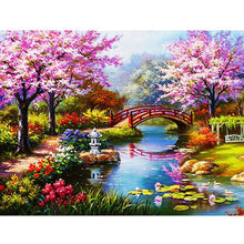 Lade das Bild in den Galerie-Viewer, Frühlingsbrücke - voller quadratischer Diamant - 50x40cm