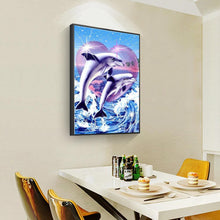 Lade das Bild in den Galerie-Viewer, Delphin - voller runder Diamant - 30x40cm