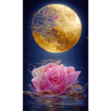 Lade das Bild in den Galerie-Viewer, Blumen, die unter dem goldenen Mond blühen - Full Drill Diamond Painting - 40 x 70 cm