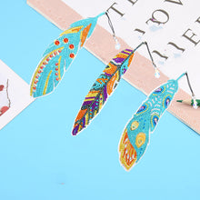 Lade das Bild in den Galerie-Viewer, DIY Diamond Painting-Feather Lesezeichen