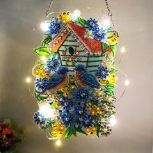 Lade das Bild in den Galerie-Viewer, Kranz und Schlüsselanhänger