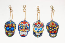 Lade das Bild in den Galerie-Viewer, 4PCS / SET DIAMANTMALEREI SCHLÜSSELANHÄNGER
