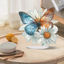 Lade das Bild in den Galerie-Viewer, Blumen-Schmetterling – einseitig gebohrter Acryl-Diamant-Desktop-Ornament
