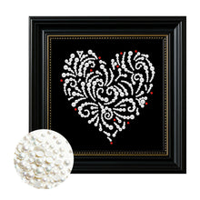 Lade das Bild in den Galerie-Viewer, Partial Pearl Painting mit Rahmen -27x27cm
