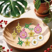 Lade das Bild in den Galerie-Viewer, 12 Paar Niedliche Cartoon Ohrringe - DIY Diamant Painting Ohrringe Set
