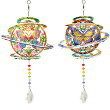 Lade das Bild in den Galerie-Viewer, 2 Stk./Set Kolibris und Schmetterlinge - Sonnenfänger Fensterhänger Diamant-Windspiel
