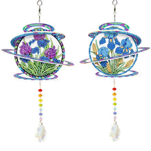 Lade das Bild in den Galerie-Viewer, 2 Stk./Set Kolibris und Schmetterlinge - Sonnenfänger Fensterhänger Diamant-Windspiel
