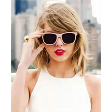 Lade das Bild in den Galerie-Viewer, (Große Größe) Taylor Swift- Diamond painting 30*40cm/40*50
