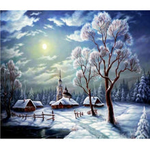 Lade das Bild in den Galerie-Viewer, Schneeszene - voller runder Diamant - 35x30cm
