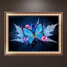 Lade das Bild in den Galerie-Viewer, Schmetterling - voller runder Diamant - 40x30cm
