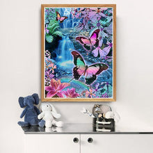 Lade das Bild in den Galerie-Viewer, Schmetterling - volle Diamant-Malerei - 30x40cm
