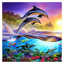 Lade das Bild in den Galerie-Viewer, Delphin - Vollbohrer Runde Diamant Malerei - 30x30cm
