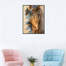Lade das Bild in den Galerie-Viewer, Pferdekopf - voller runder Diamant - 40x30cm
