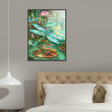Lade das Bild in den Galerie-Viewer, Libelle Teich - voller runder Diamant - 40x30cm
