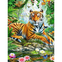 Lade das Bild in den Galerie-Viewer, Waldtiger - voller runder Diamant - 40x30cm
