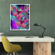 Lade das Bild in den Galerie-Viewer, Schmetterling - voller runder Diamant - 30x40cm
