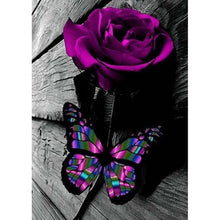 Lade das Bild in den Galerie-Viewer, Schmetterling rose - voller runder Diamant - 30x40cm
