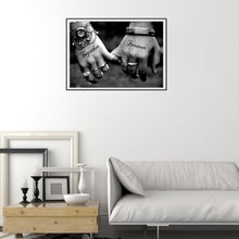 Lade das Bild in den Galerie-Viewer, Hand in Hand - voller runder Diamant - 30x40cm

