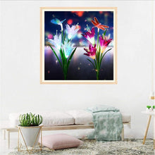 Lade das Bild in den Galerie-Viewer, Libelle Blume - voller runder Diamant - 30x30cm
