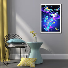 Lade das Bild in den Galerie-Viewer, Schmetterling - volle Diamant-Malerei - 40x30cm
