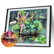 Lade das Bild in den Galerie-Viewer, Fee - voller runder Diamant - 30x40cm
