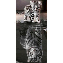 Lade das Bild in den Galerie-Viewer, Hund - voller runder Diamant - 45x85cm
