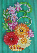 Lade das Bild in den Galerie-Viewer, Blume - teilweise speziell geformte Diamantmalerei 30*40cm
