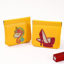 Lade das Bild in den Galerie-Viewer, DIY Diamond Painting-Lippenstiftbeutel Airpods Schutzhülle Kosmetiktasche
