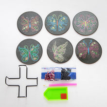 Lade das Bild in den Galerie-Viewer, Mandala/Halloween/Schmetterlinge – Runder Untersetzer aus Holz
