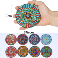 Lade das Bild in den Galerie-Viewer, Mandala/Halloween/Schmetterlinge – Runder Untersetzer aus Holz
