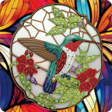 Lade das Bild in den Galerie-Viewer, Buntglas-Kolibri-Teil-Special Diamond Painting-30x30cm
